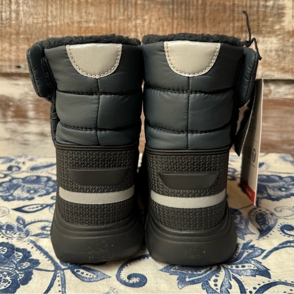 🌲NWT🌲 Hunter Kids' Intrepid Snow Boot - Picture 3 of 10
